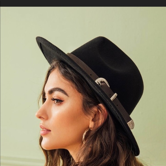 SHEIN Accessories - Buckle Belt Decor Fedora Hat